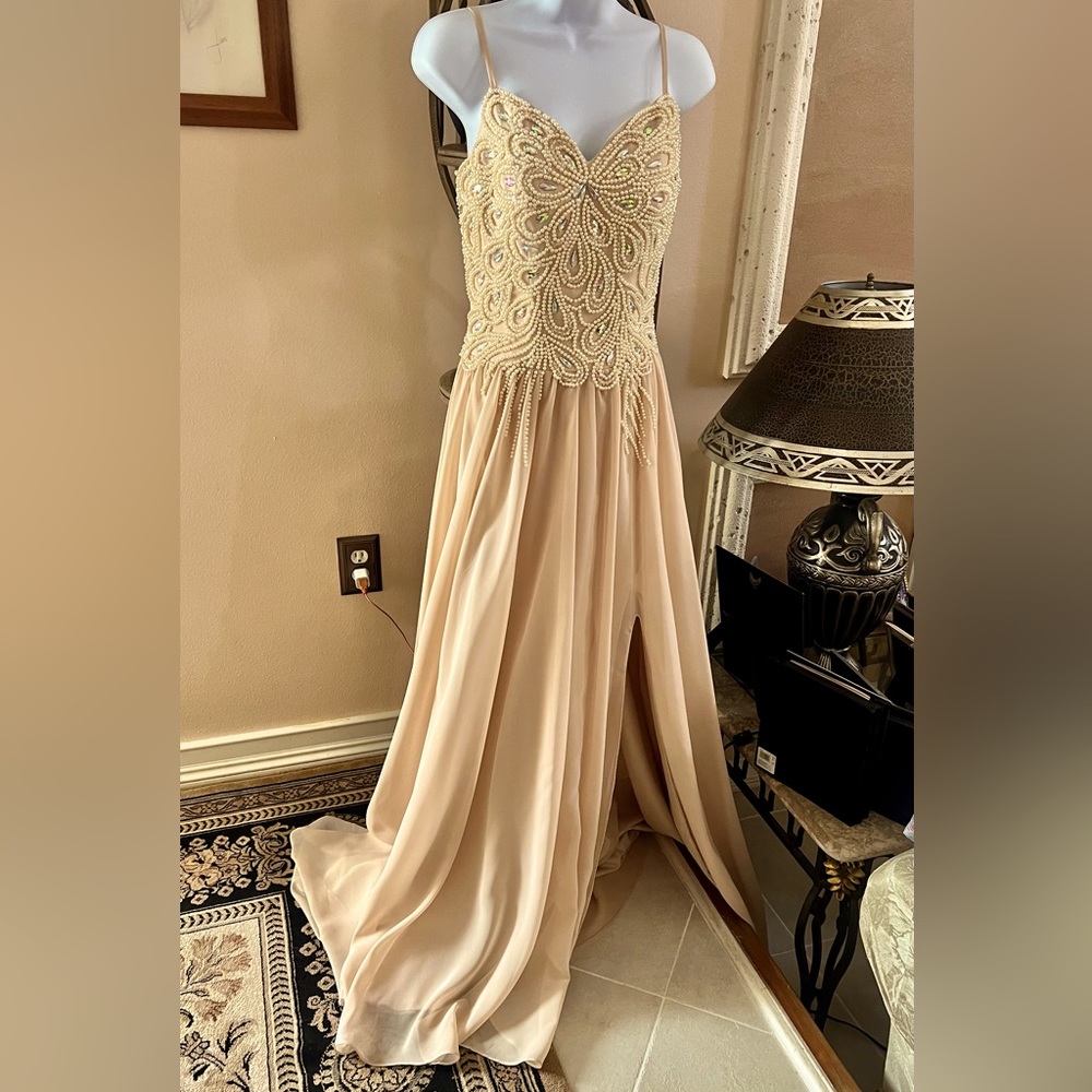 Romantic A-line Sweetheart Chiffon all Pearl & water drop rhinestones Prom Dress